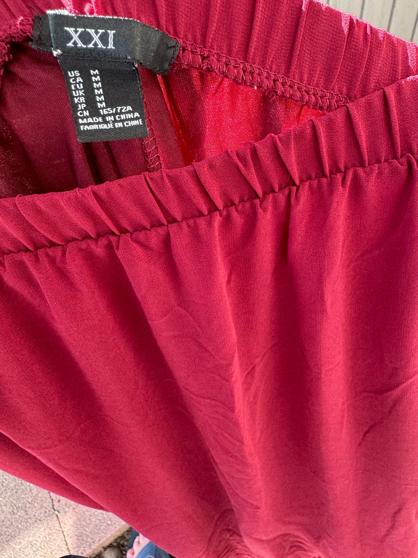 XXI (Forever 21) Burgundy Chiffon Maxi Skirt – Size M