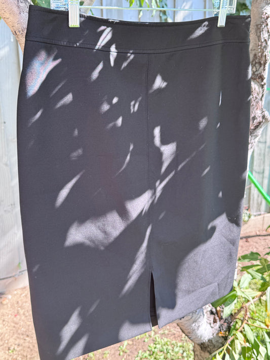 White House Black Market Black Pencil Skirt – Size 12
