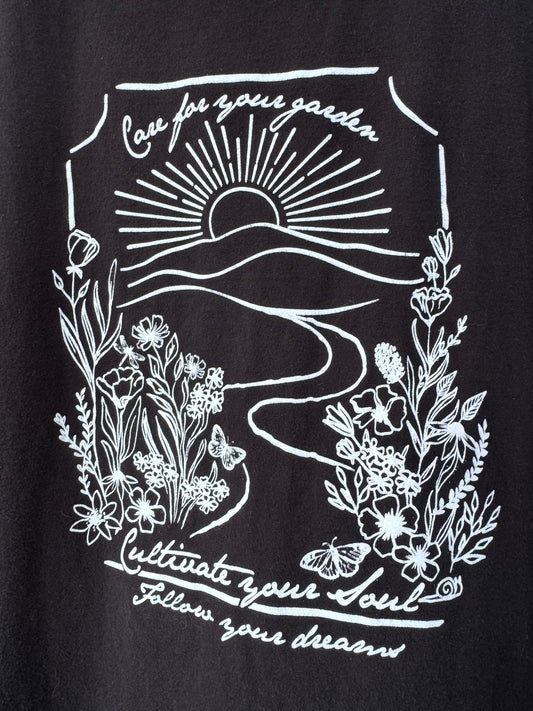 Hanes Originals Black Graphic Tee “Cultivate Your Soul” Sz XL