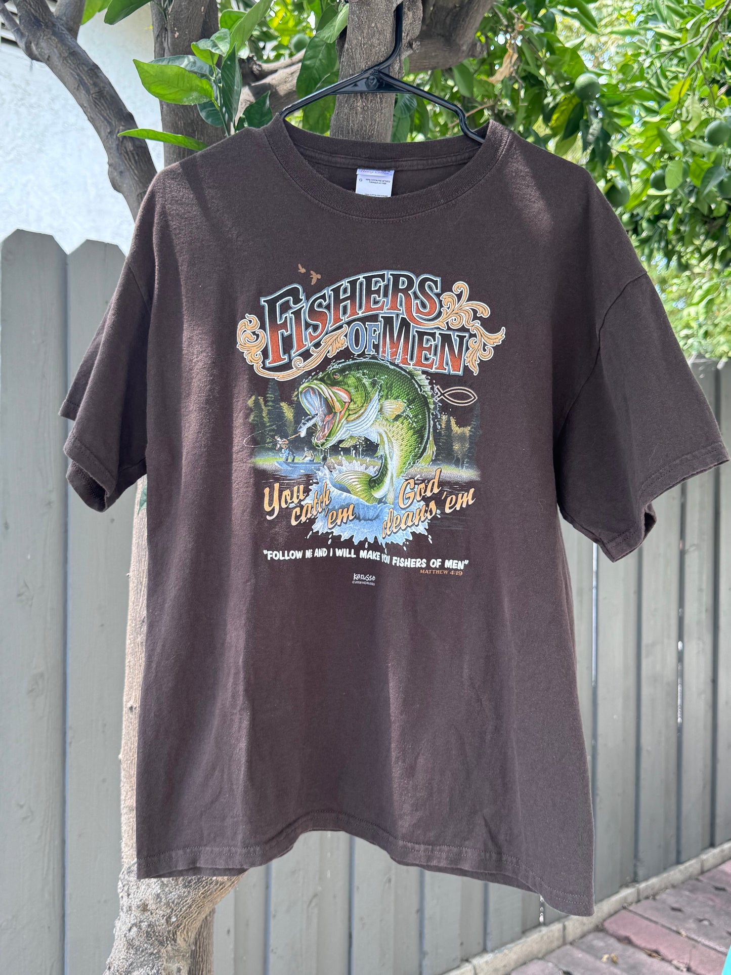 Early 2000’s Kerusso “Fishers of Men” Christian Graphic Tee Sz L