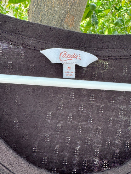 Candie’s Black Short Sleeve Twist-Front Tee – Size M