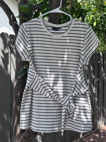 A Pea in the Pod Striped Tie-Front Short Sleeve Maternity Top – Size S