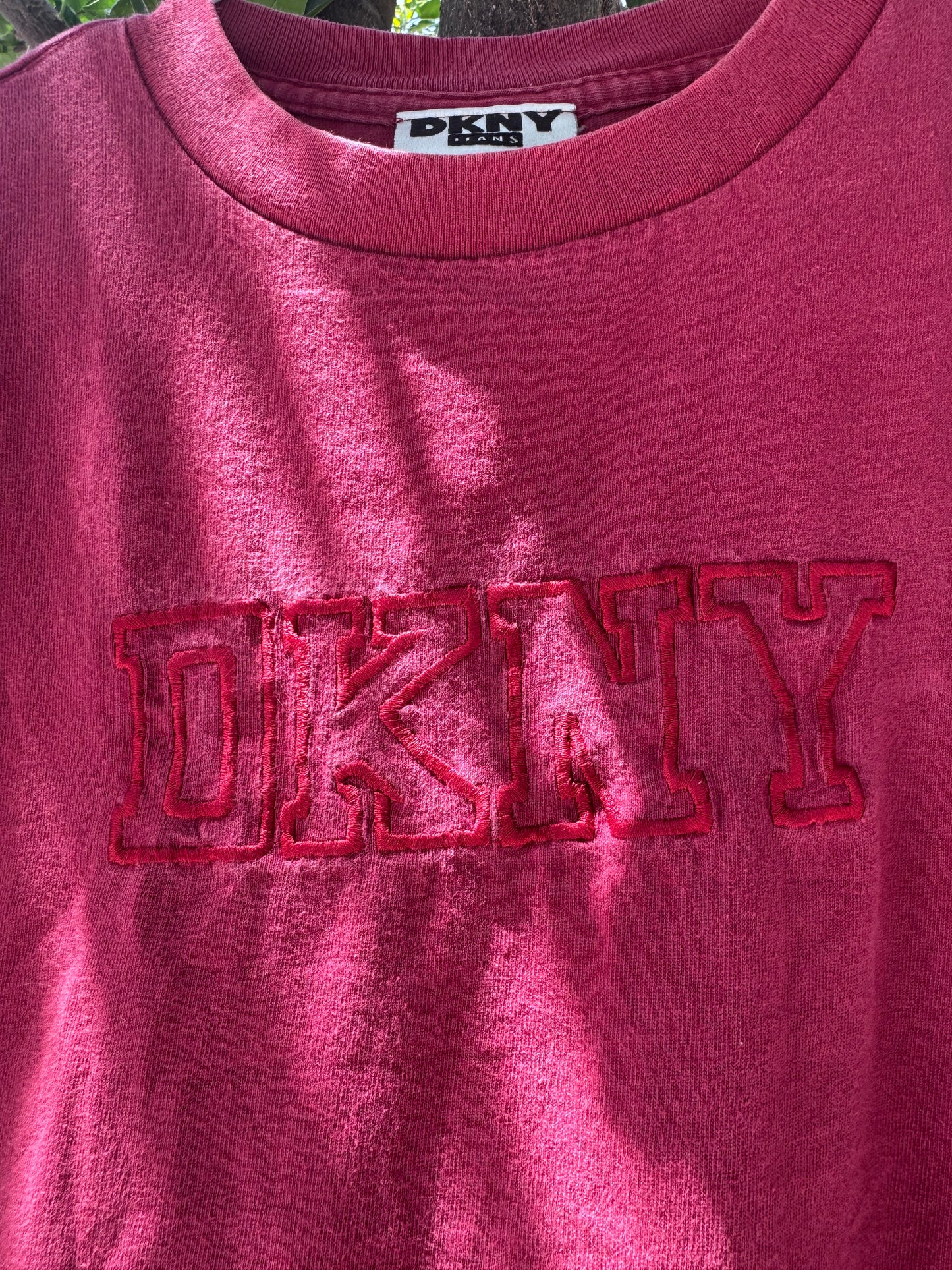 Vtg 90’s Single Stitch DKNY Jeans Burgundy Tee Sz M