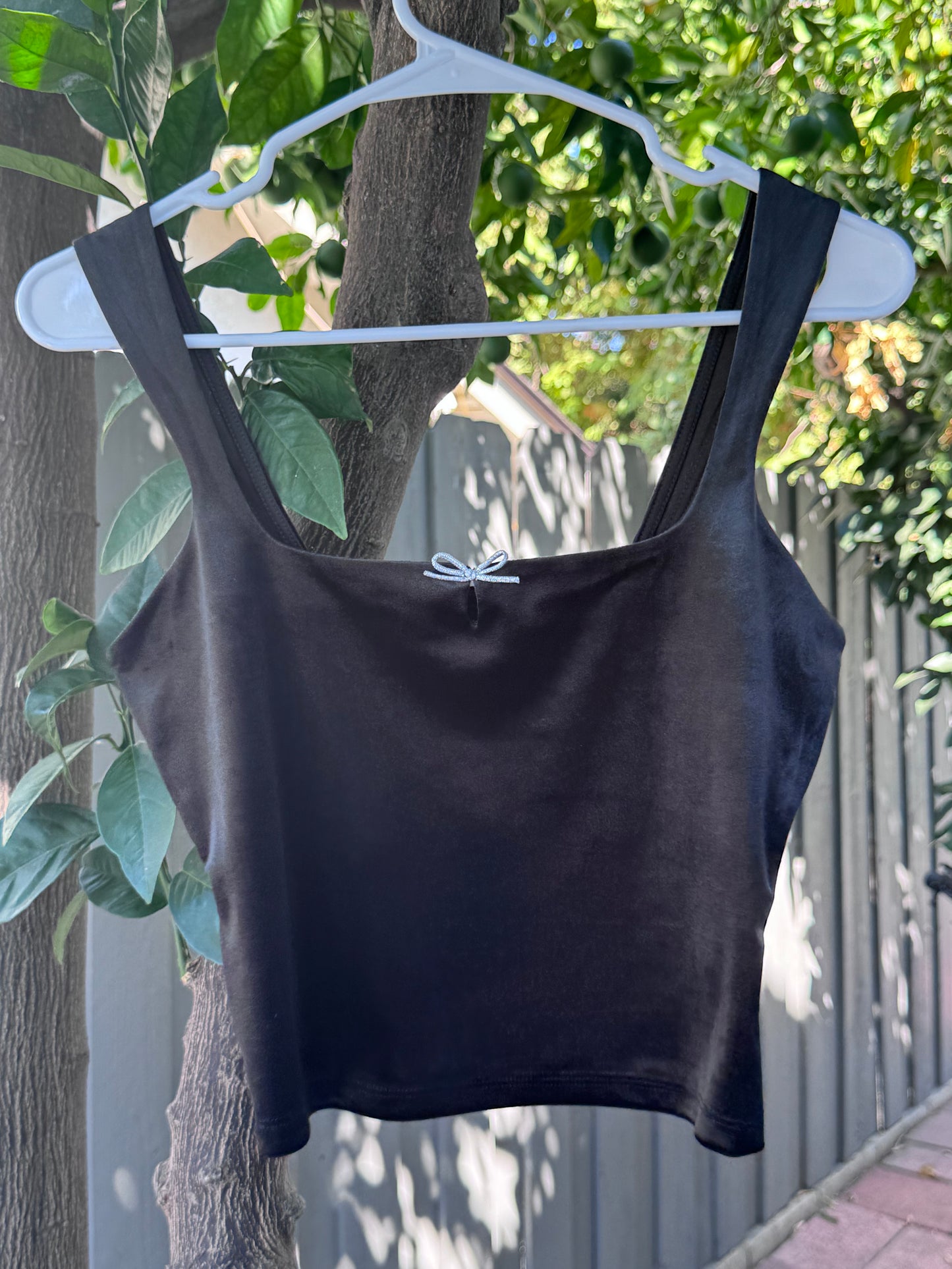 NEW Wild Fable Black Velvet Bow Crop Tank Top – Size S