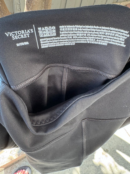 Victoria’s Secret Black High-Waist Leggings with Side Pockets Sz 16