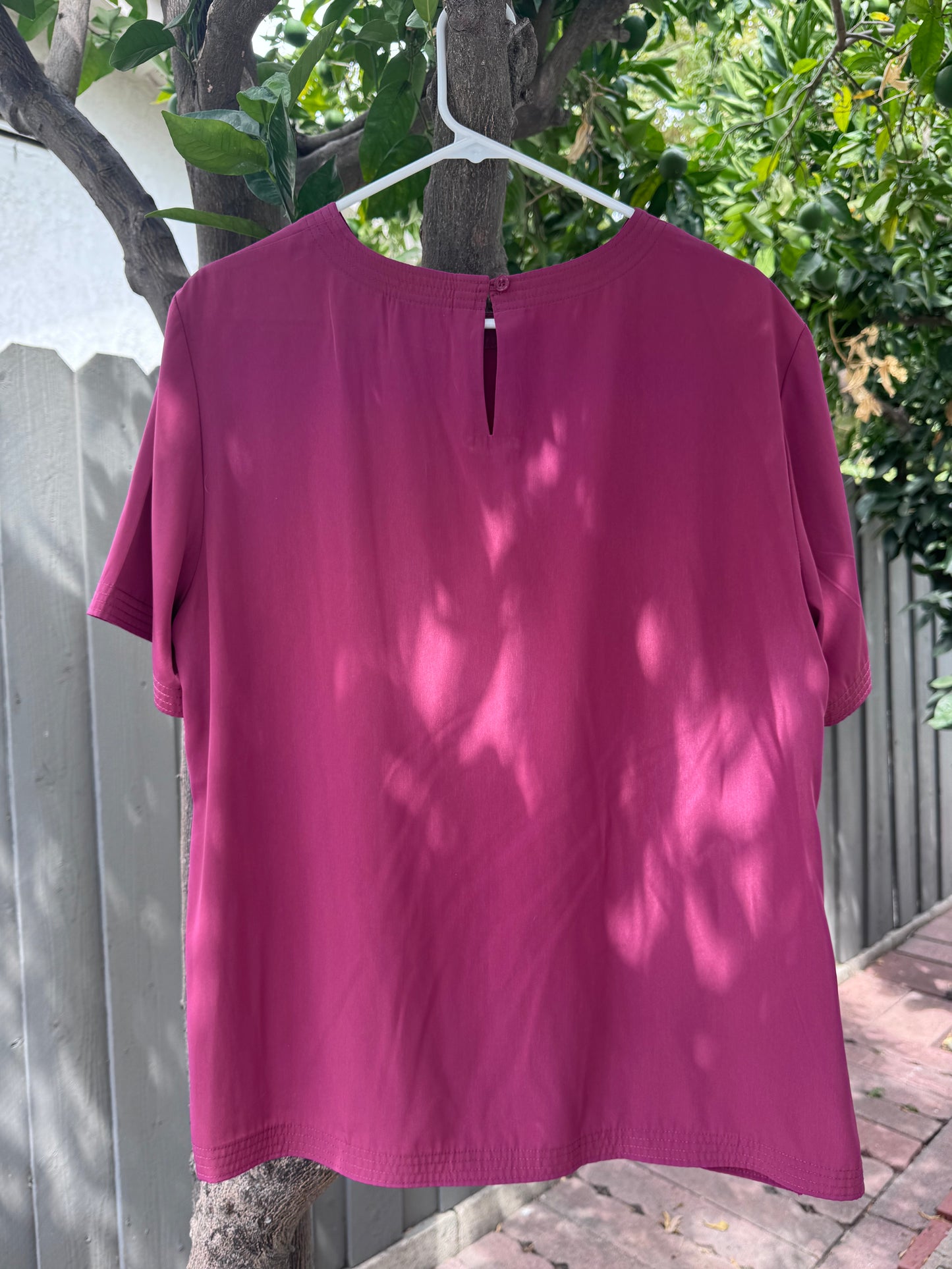 Laura Scott Woman Magenta Short Sleeve Blouse – Size 16W