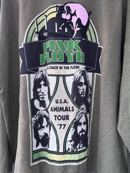 Pink Floyd “Animals Tour ’77” Distressed Graphic Sweatshirt – Size S/M