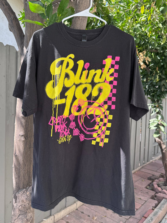 Blink-182 Neon Graffiti Punk Rock Tee Sz XL