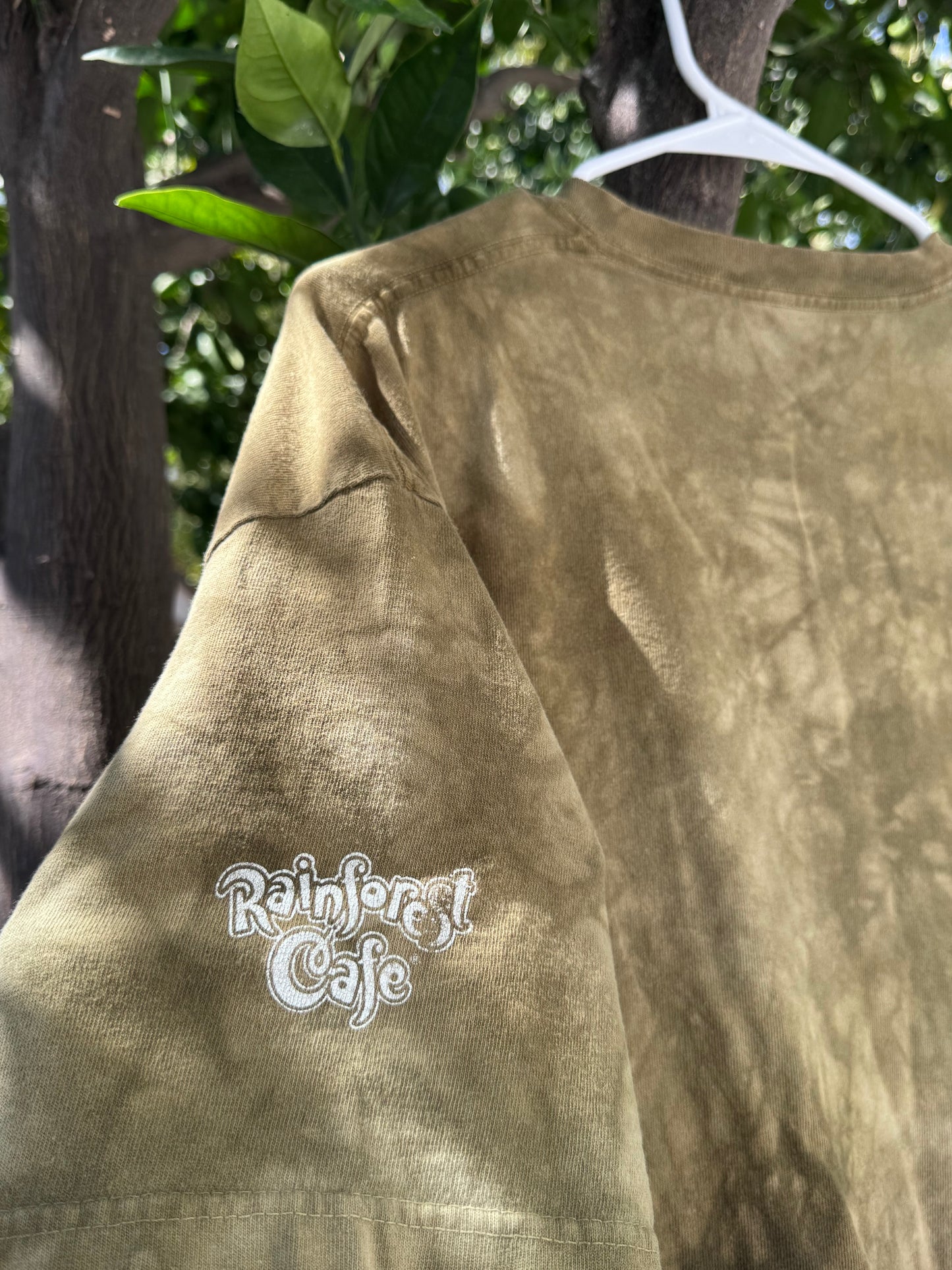 Vtg Rainforest Cafe MANIMALS Lion Headphones Tie-Dye Tee Sz XL