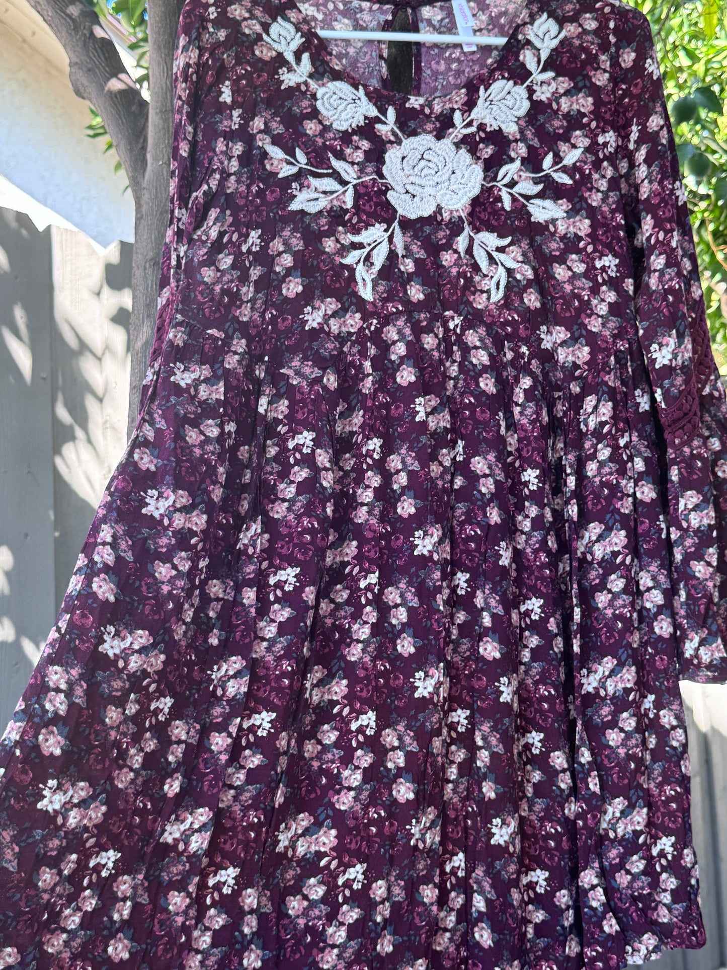 Xhilaration Burgundy Floral Embroidered Boho Dress – Size M