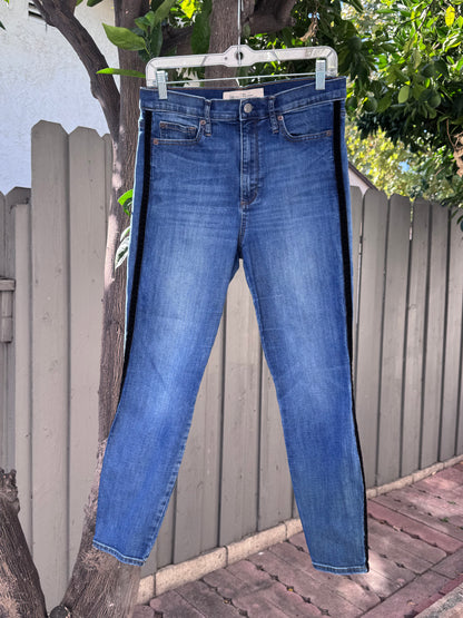 GAP 1969 True Skinny Super High Rise Jeans with Black Velvet Side Stripe Women’s Sz 30R