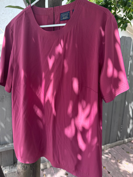 Laura Scott Woman Magenta Short Sleeve Blouse – Size 16W