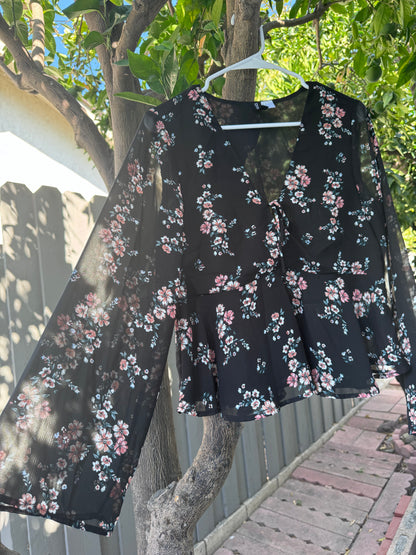 H&M Divided Black Floral Sheer Blouse – Size 8