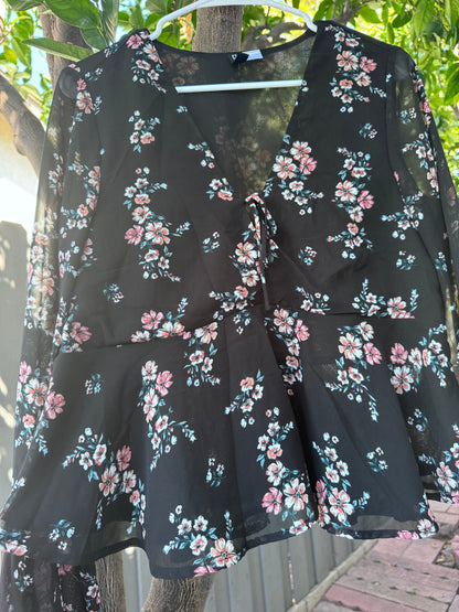 H&M Divided Black Floral Sheer Blouse – Size 8