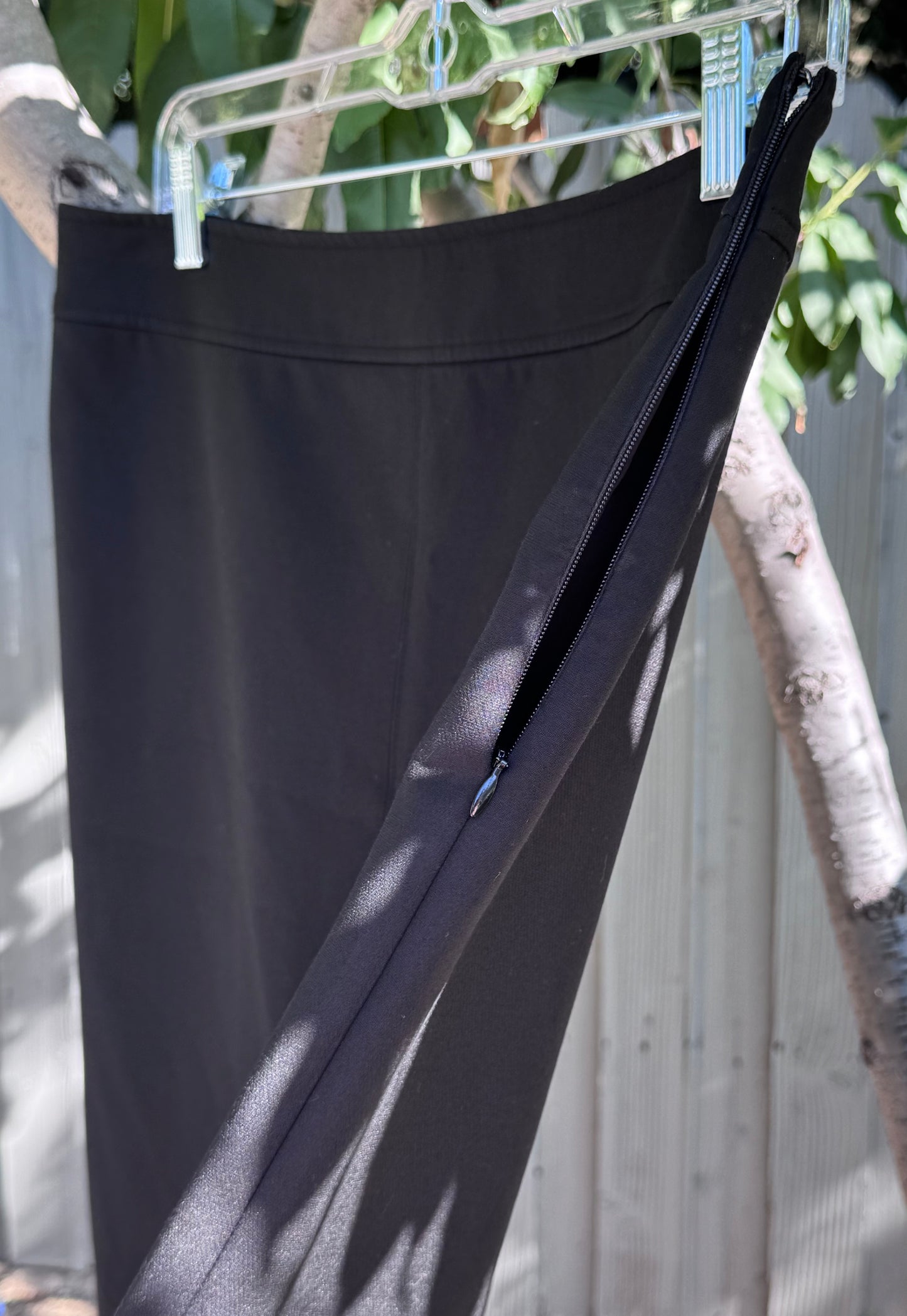 White House Black Market Black Pencil Skirt – Size 12