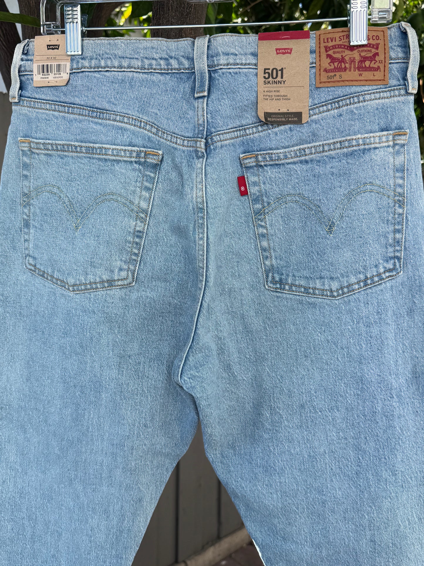 NEW Levi’s 501 Skinny High Rise Light Wash Jeans Women’s Sz 30x30