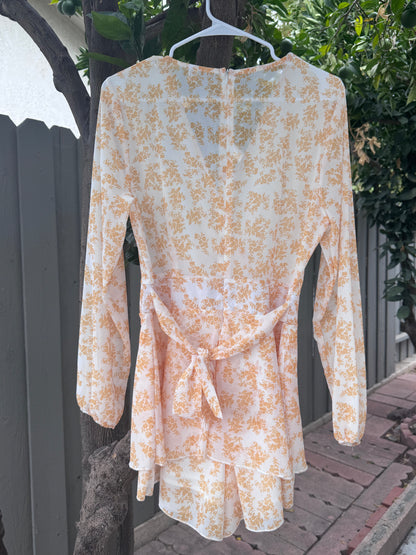 Chic by Fashion Collection White & Mustard Floral Long Sleeve Romper – Size M