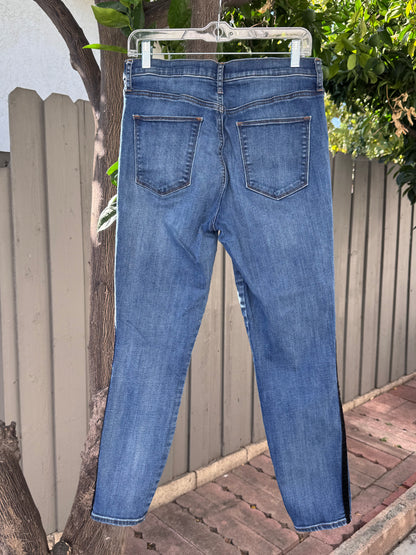 GAP 1969 True Skinny Super High Rise Jeans with Black Velvet Side Stripe Women’s Sz 30R