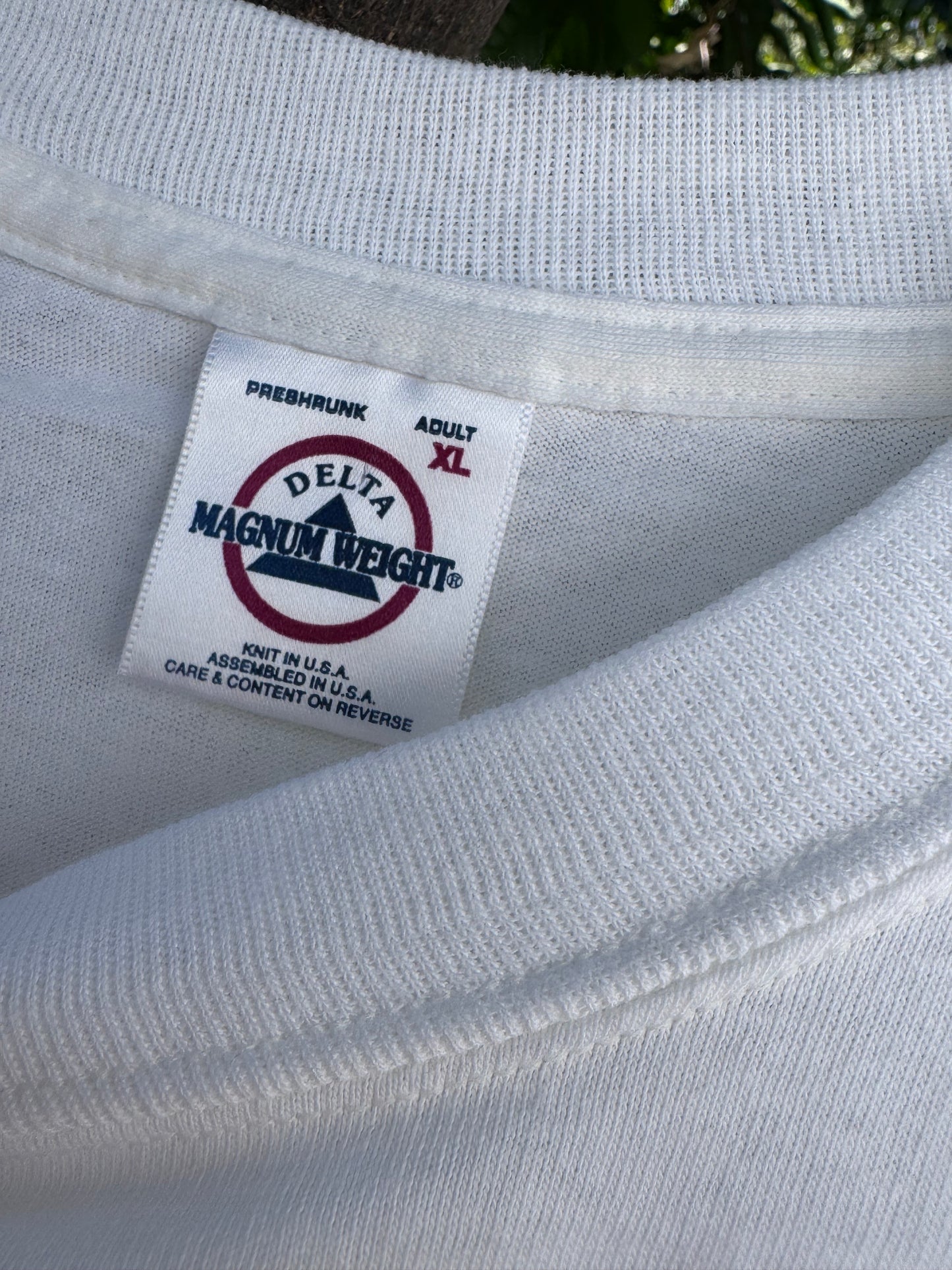 Vtg 2001 9/11 America Will Never Forget Twin Towers Tee Sz XL Delta Magnum Weight USA