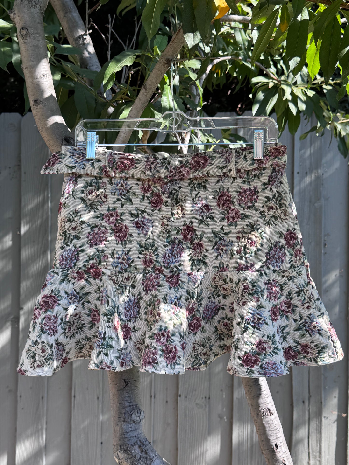 Sofie the Label Floral Tapestry Ruffle Mini Skirt – Size M