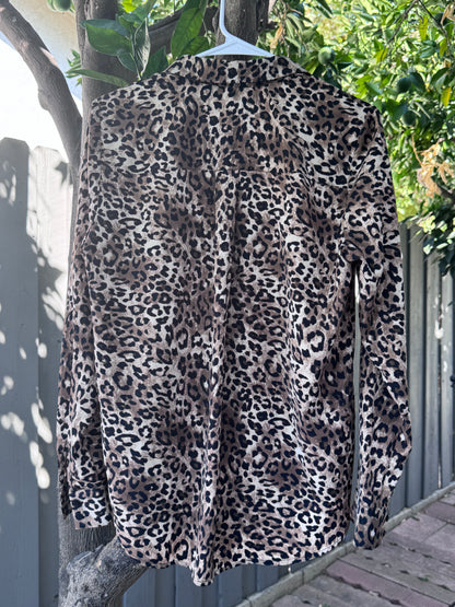 H&M Leopard Print Button-Up Blouse – Size 4