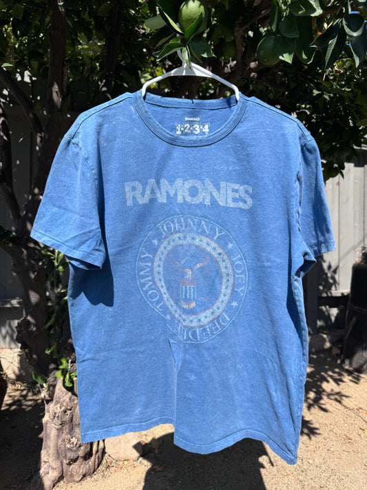 Vtg 90’s Ramones Single Stitch Punk Rock Band Tee Sz Large