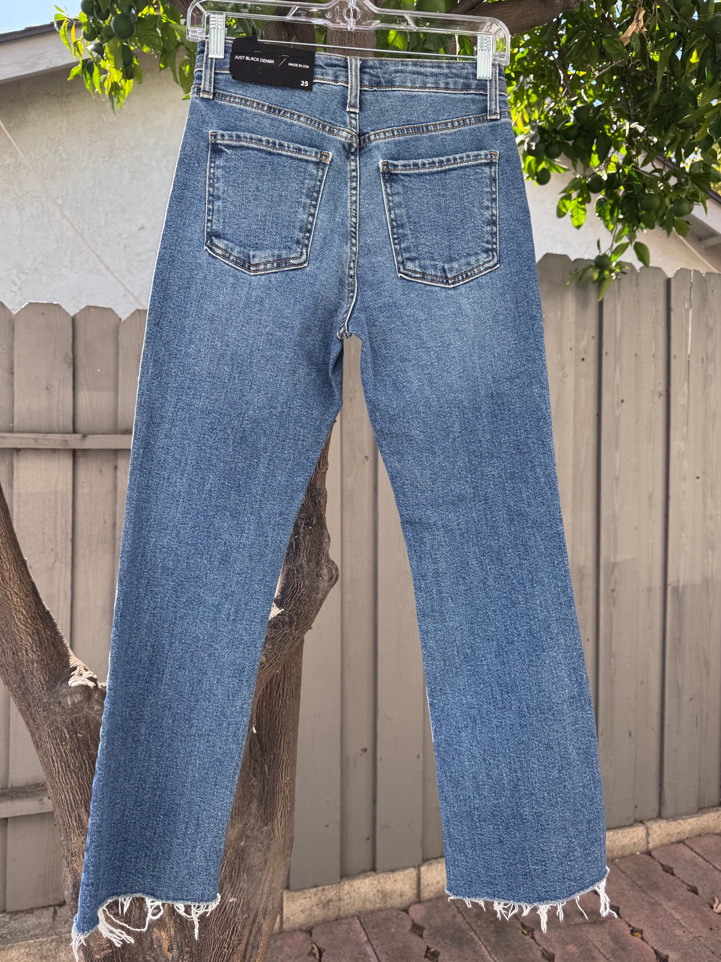 NEW Just Black Denim Vintage Cropped Frayed Hem Jeans Sz 25