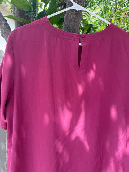 Laura Scott Woman Magenta Short Sleeve Blouse – Size 16W