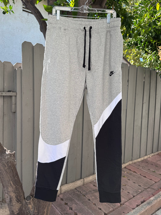 NEW Nike Sportswear Colorblock Joggers Sz XL