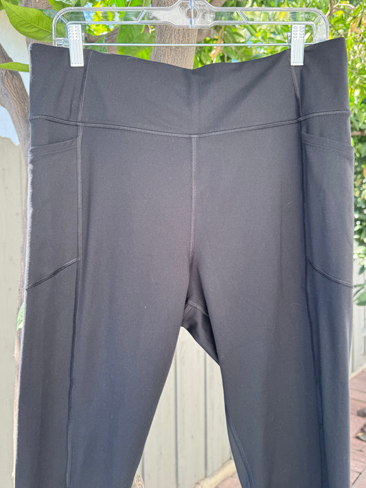 Victoria’s Secret Black High-Waist Leggings with Side Pockets Sz 16